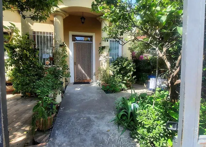 Apartment Les Violettes Menton